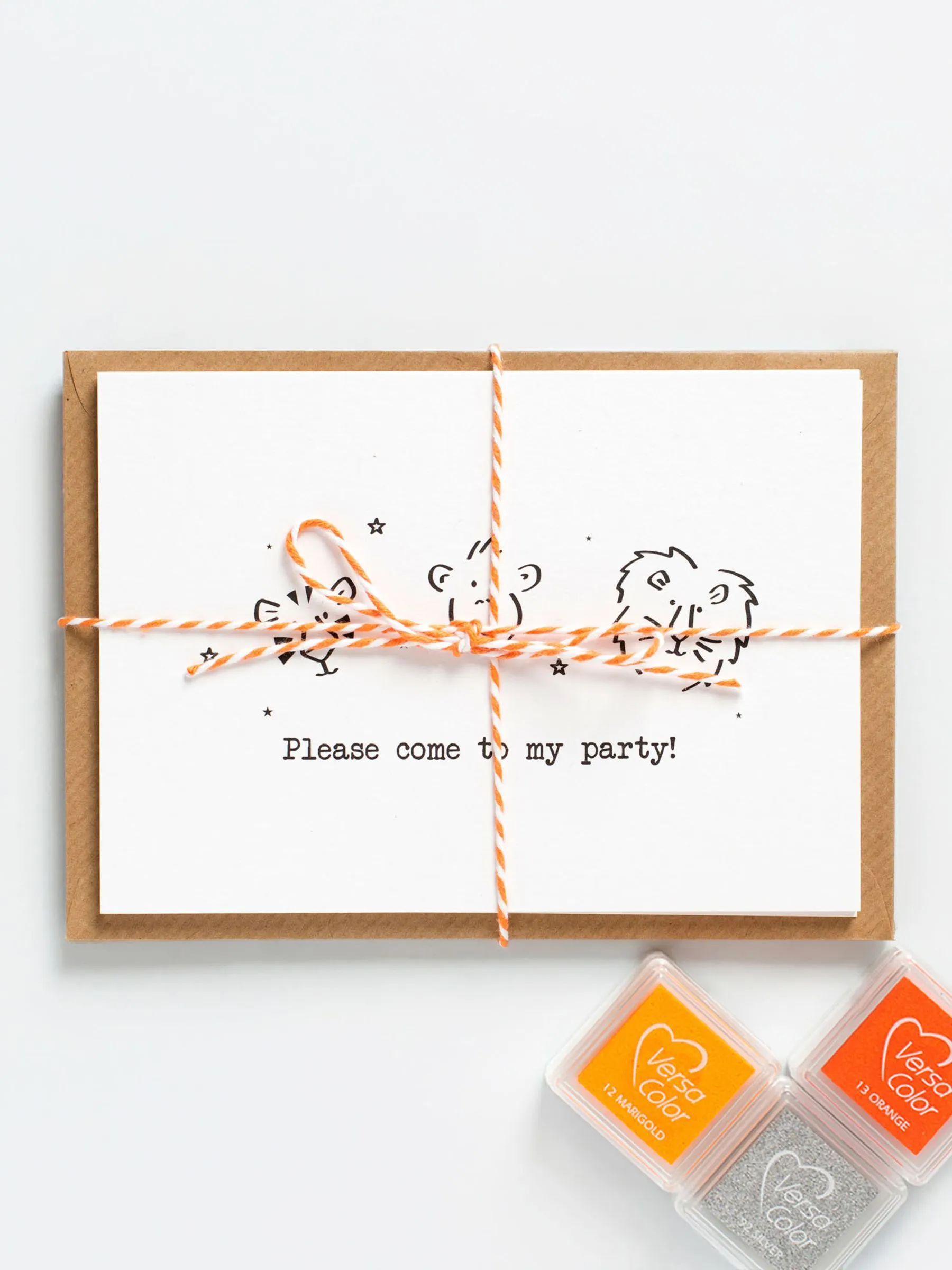 Festive Fingerprints Jungle Animals Invitation Card Making Kit